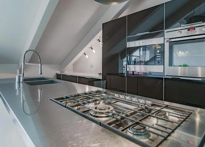 Ac, Terrace, Parking, Terrazza Sui Tetti *
