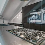 Ac, Terrace, Parking, Terrazza Sui Tetti *